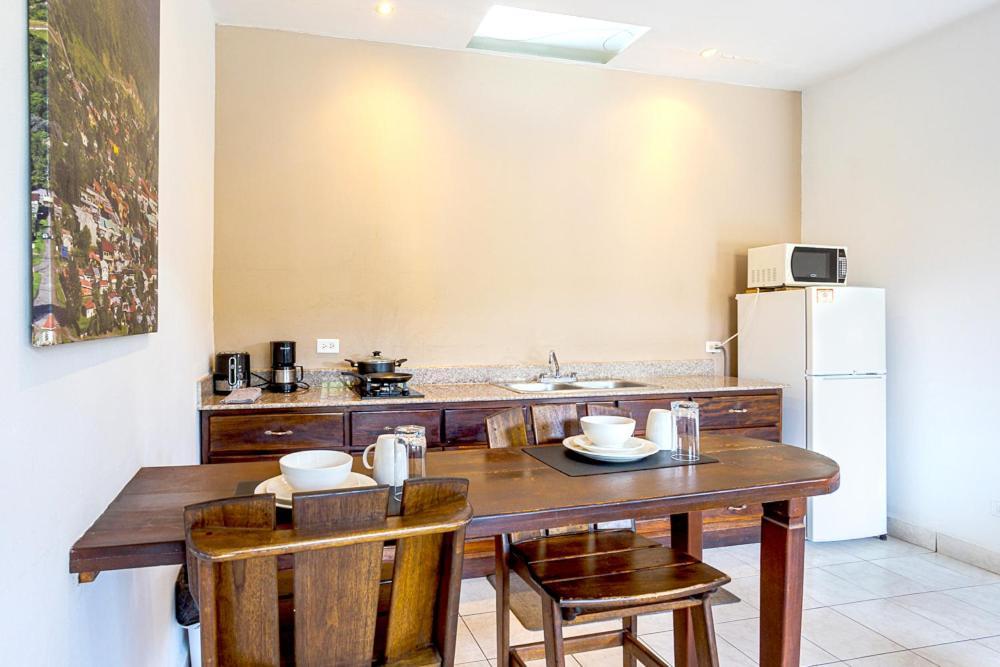 Downtown Suites โบเกเต ภายนอก รูปภาพ